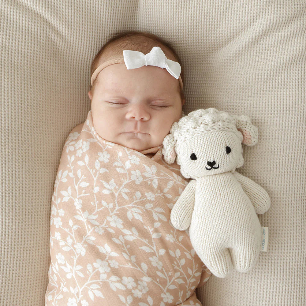 BIG BABY LAMB 10"
