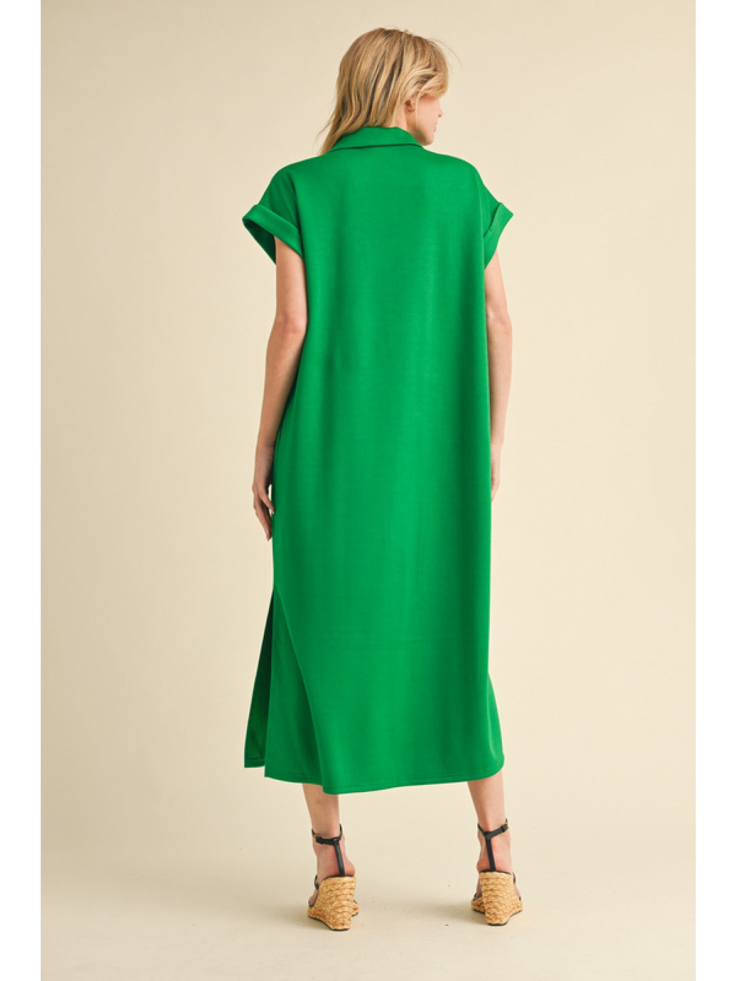 SOLID MIDI DRESS - KELLY GREEN