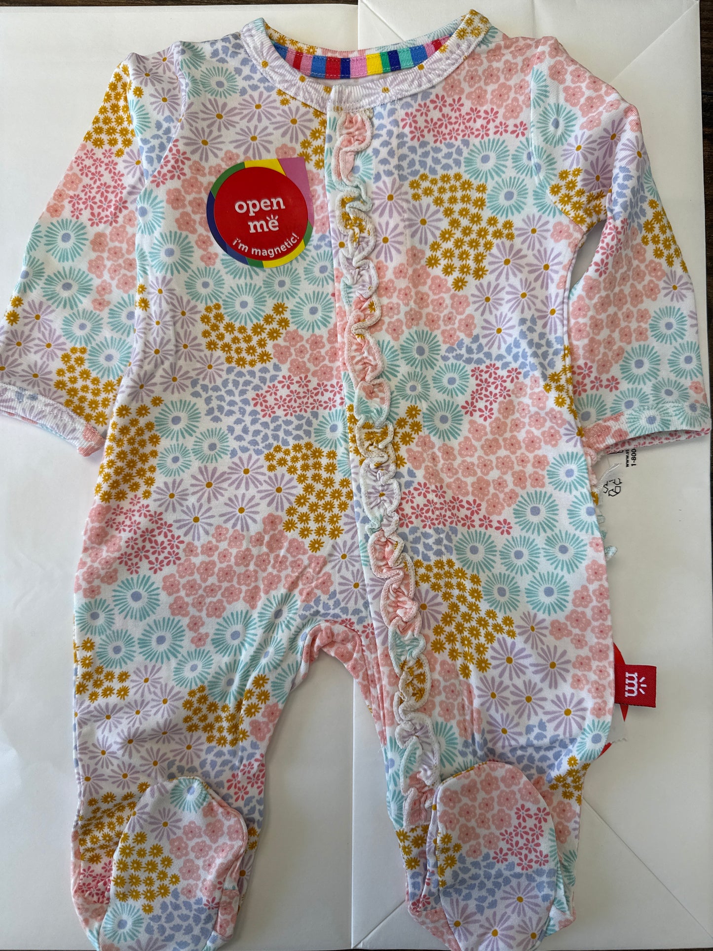 HARPER MAGNETIC RUFFLE FOOTIE