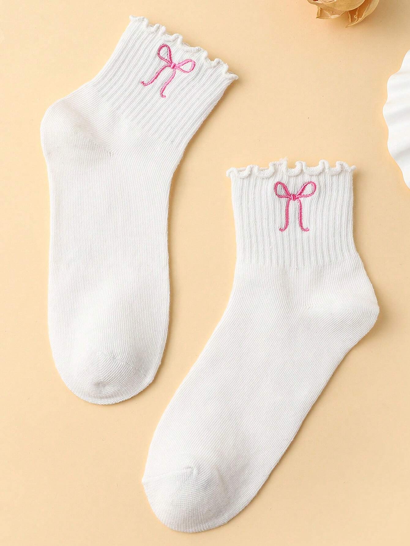 MID-CALF SOCKS WITH BOW TIE DECORATION - PINK