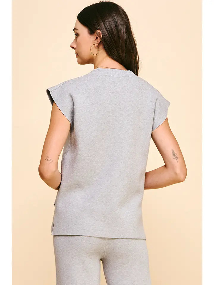 V NECK SWEATER VEST - HEATHER GREY