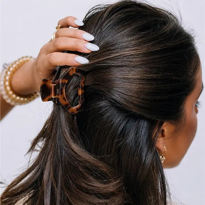 OPEN TORTOISE PETITE CLAW CLIP