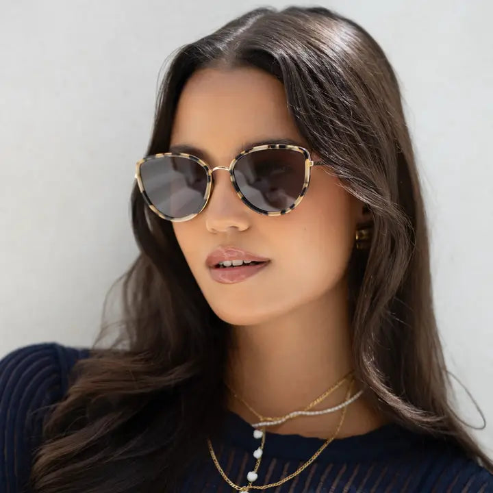 LUNA ACETATE CAT EYE SUNGLASS - MILKY TORTOISE