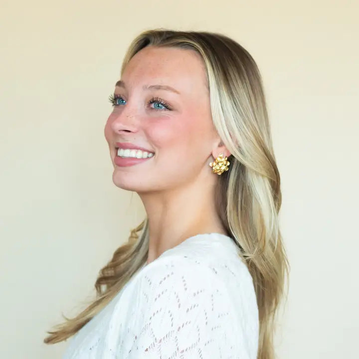 EVA FLORAL STUD EARRINGS