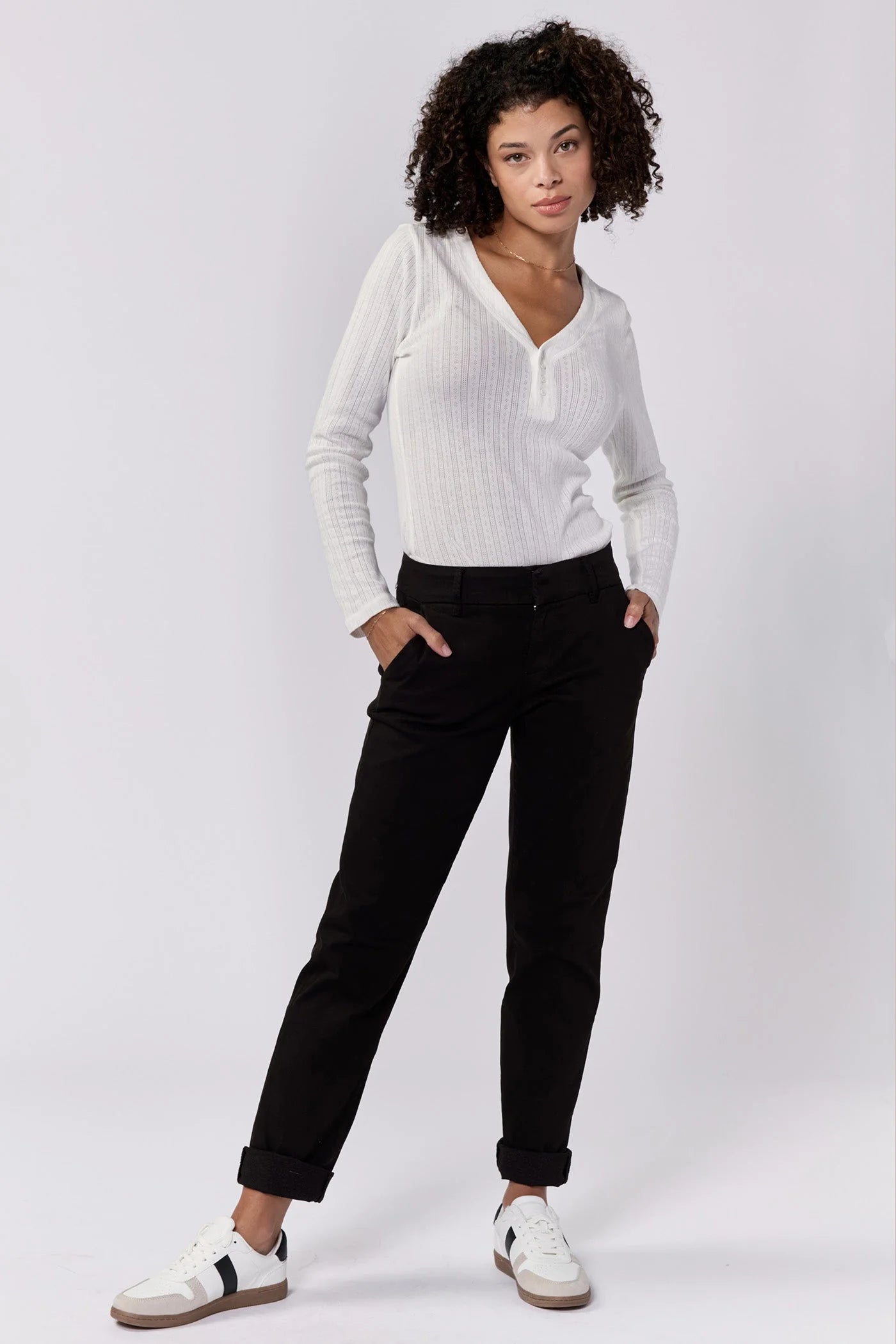 HAMPTON MID RISE TROUSER - BLACK