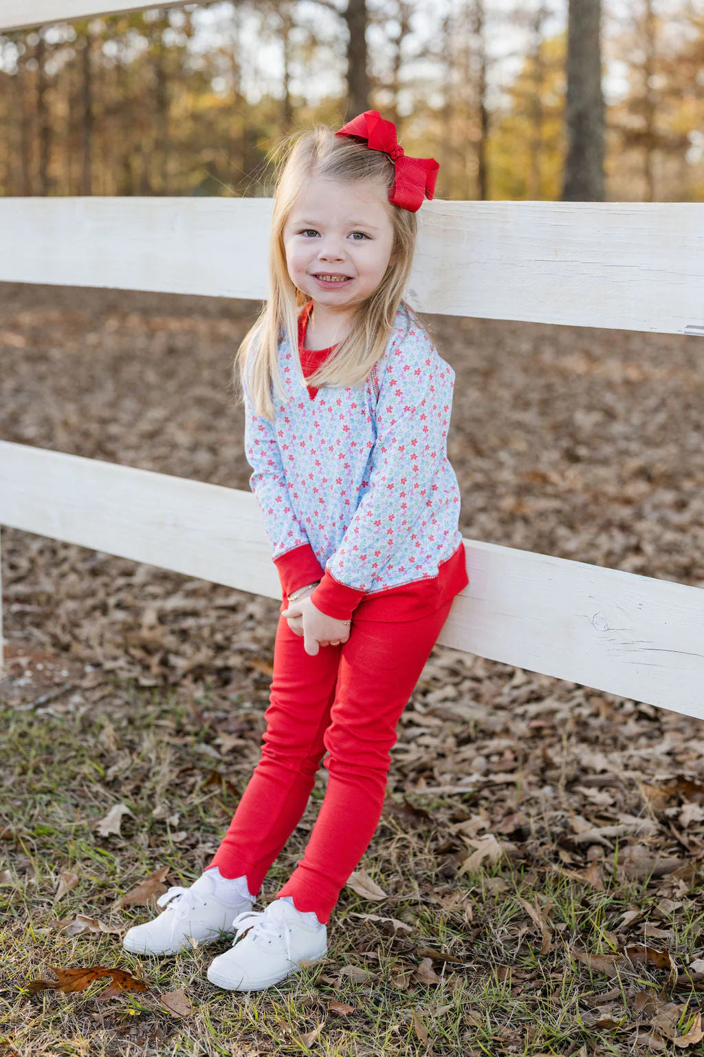 RED SCALLOP LEGGINGS - FULL BLOOM