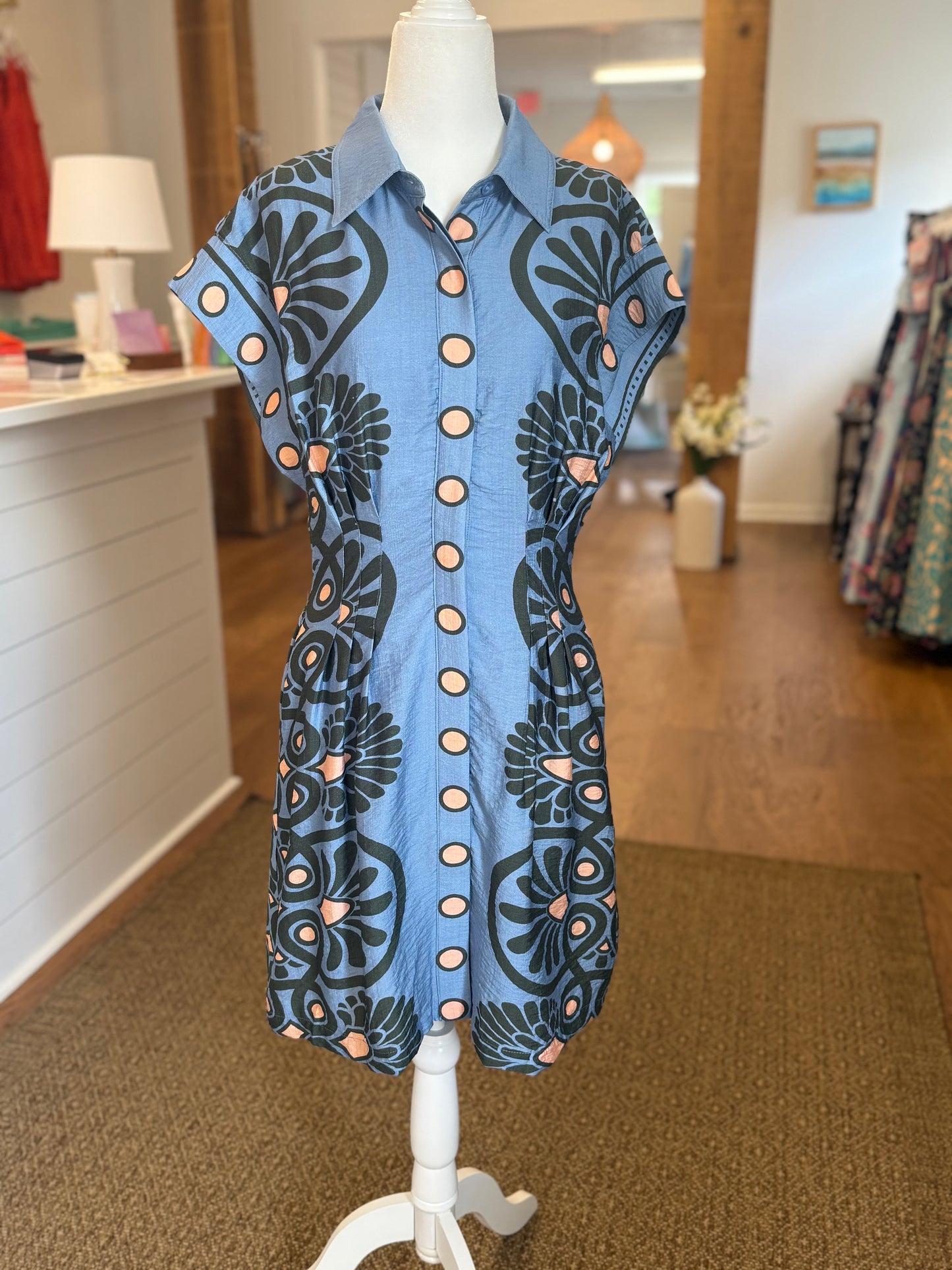 SHORT SLEEVE DISTINCTIVE PATTERN DRESS - BLUE