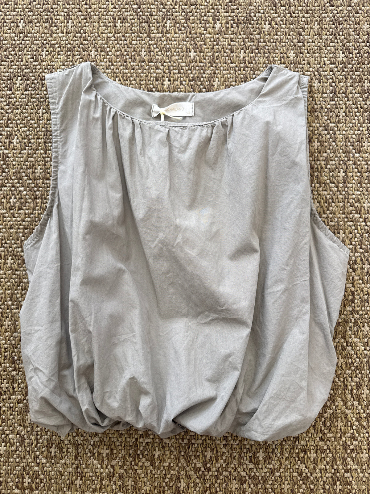 SLEEVELESS POPLIN BUBBLE TOP - MOCHA