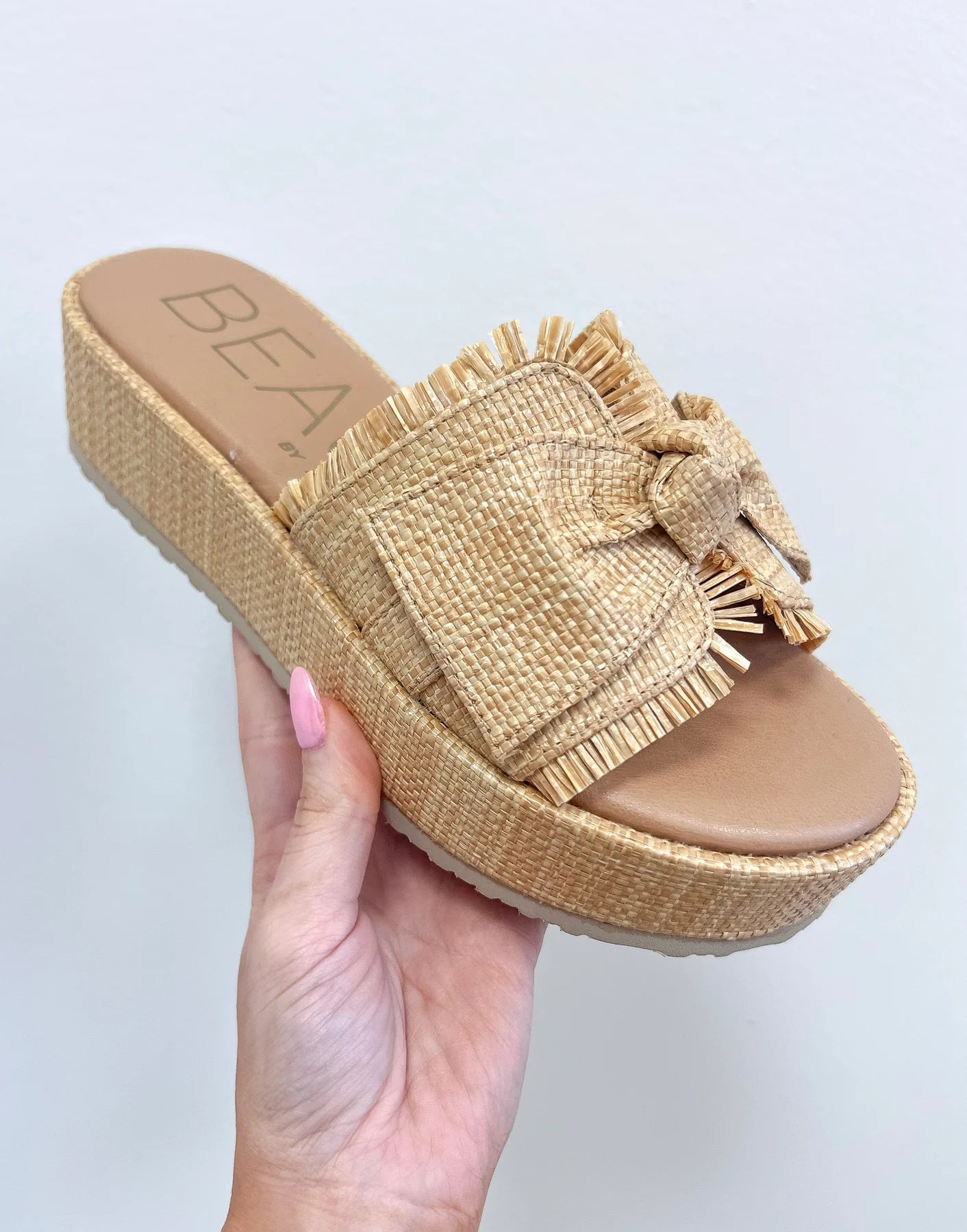 SUNDA SANDAL - TAN