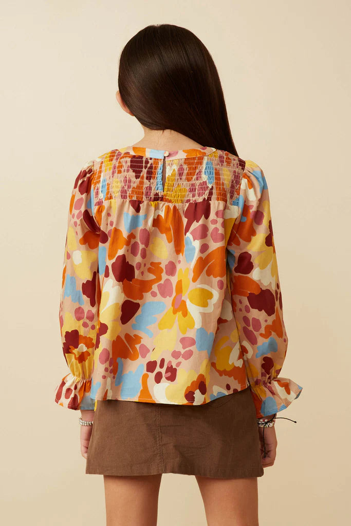 ABSTRACT FLORAL SMOCKED TOP - BROWN