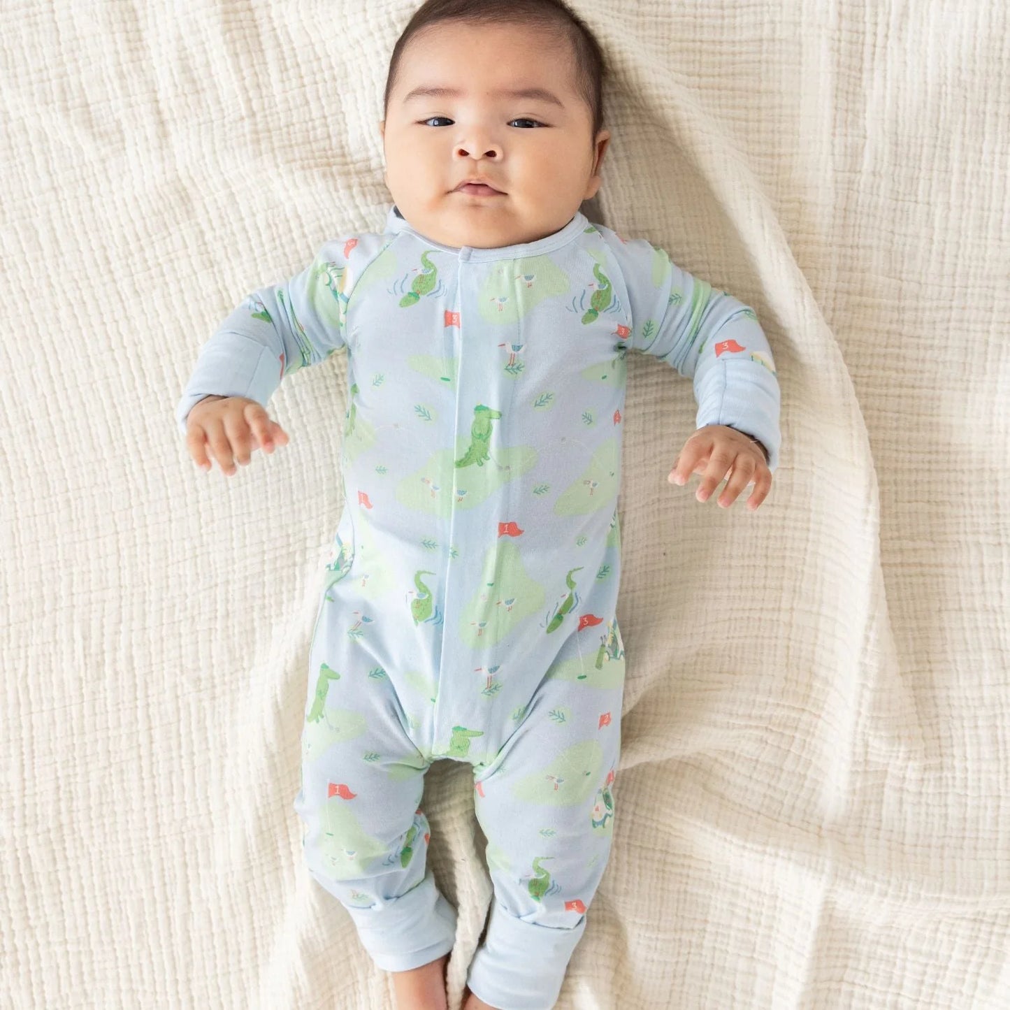A PUTT ABOVE CONVERTIBLE GROW W/ ME COVERALL