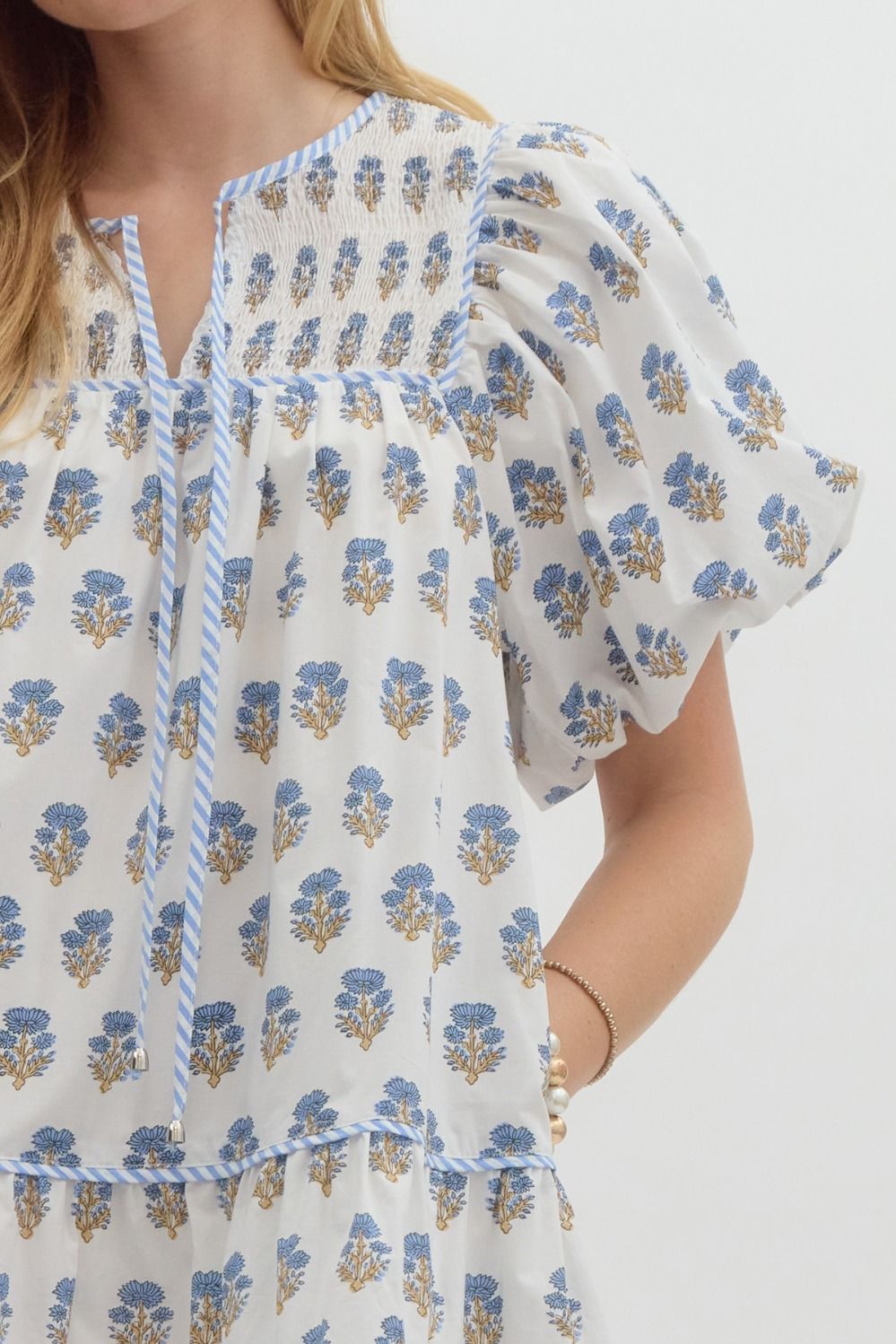 FLORAL V NECK MINI DRESS - OFF WHITE