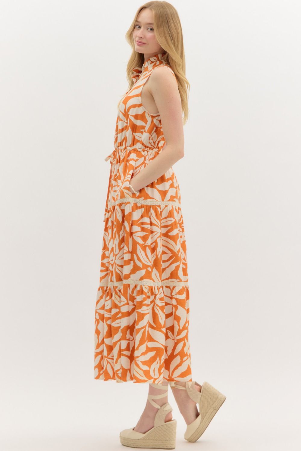 SLEEVELESS FLORAL DRESS - ORANGE