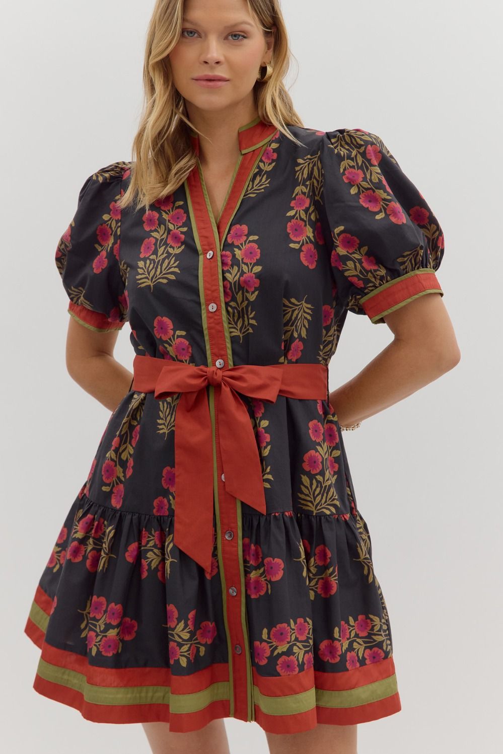 FLORAL PUFF SLEEVE MINI DRESS - BLACK