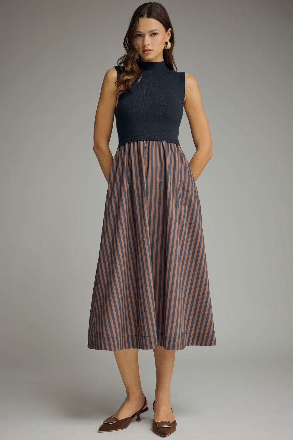 SOLID MOCK NECK SLEEVELESS MIDI DRESS - NAVY