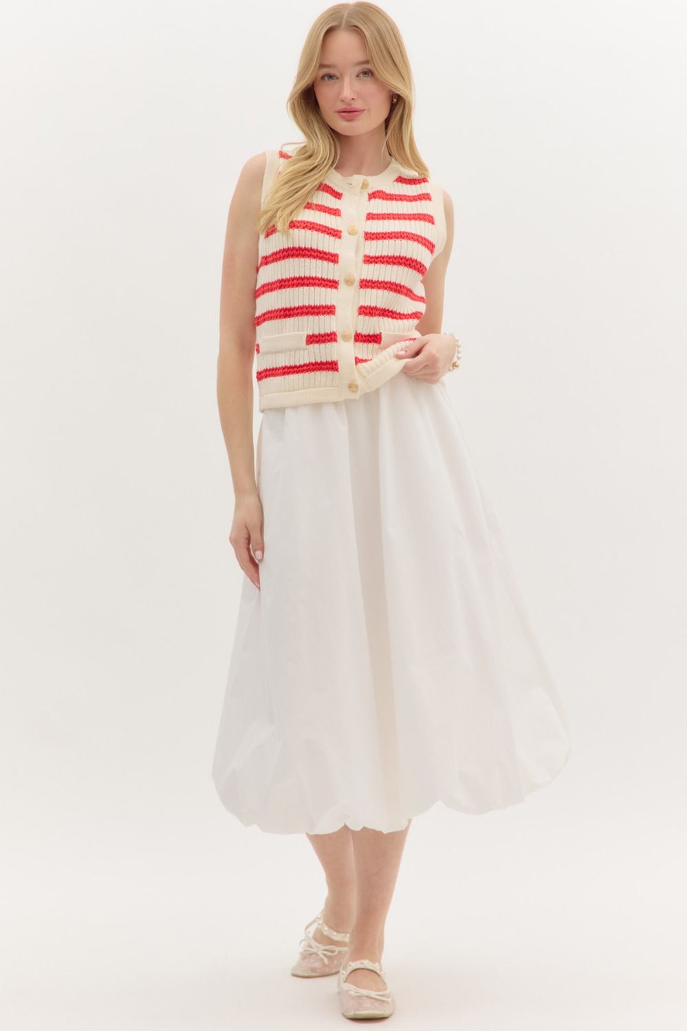 STRIPE SLEEVELESS KNIT SWEATER - RED