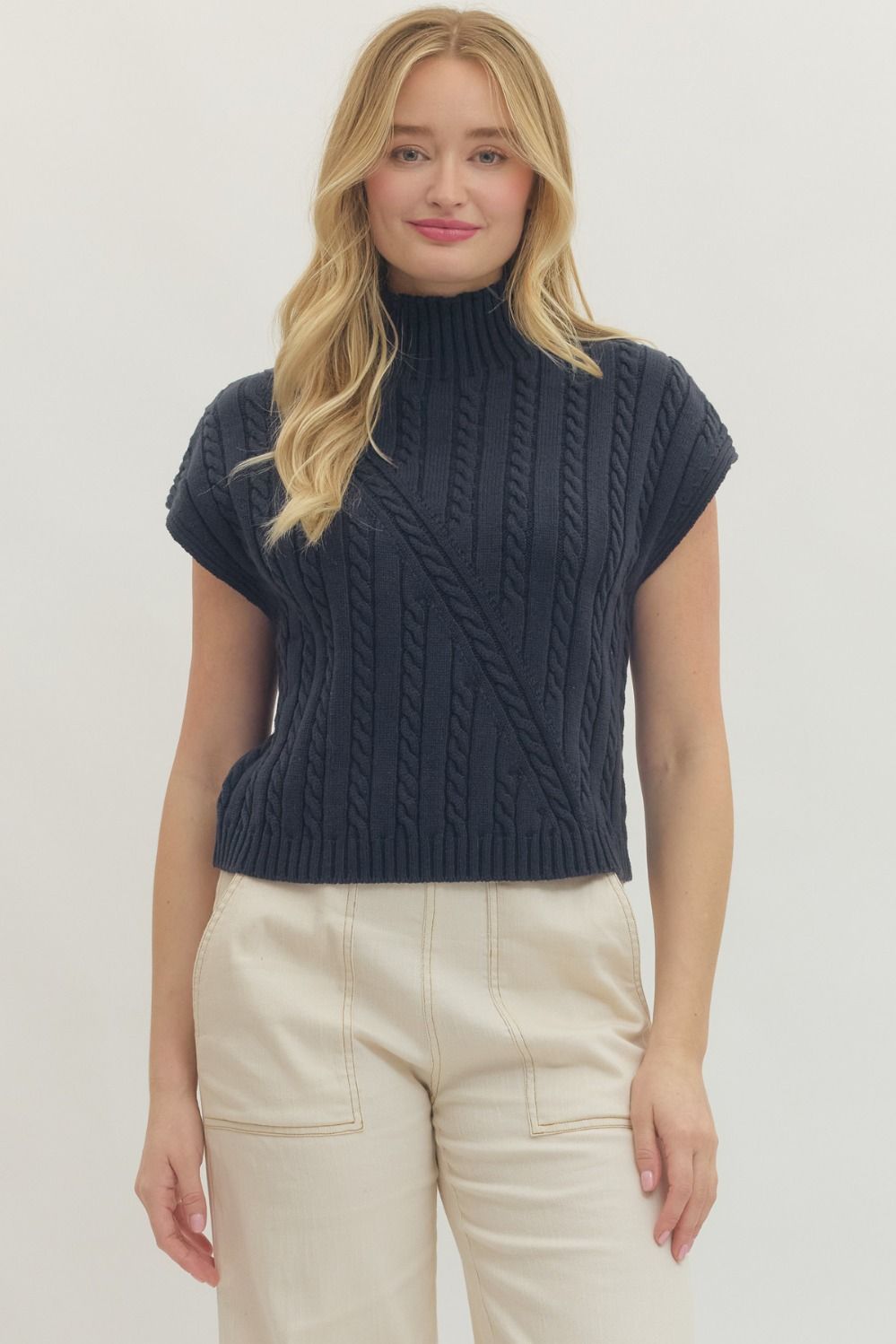 SHORT SLEEVE CABLE KNIT SWEATER TOP - NAVY