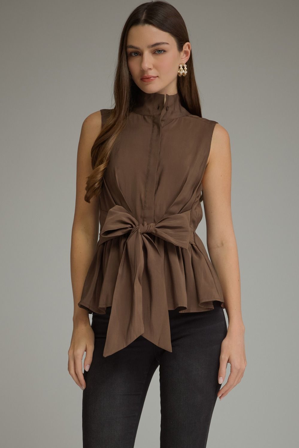 SLEEVELESS TOP HIGHNECK WITH FRONT TIE - BROWN