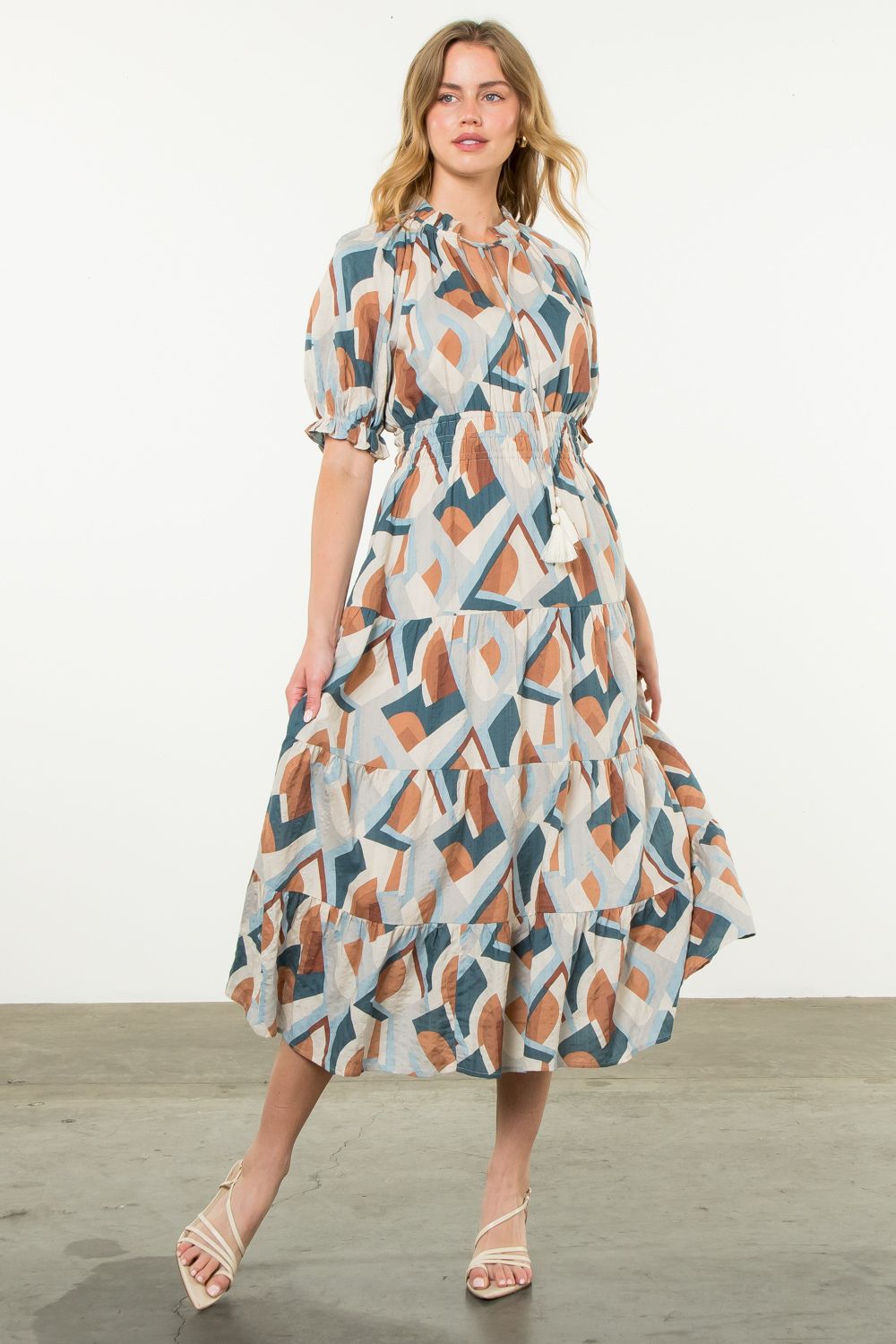 SMOCKED WAIST PRINT MAXI DRESS - BLUE