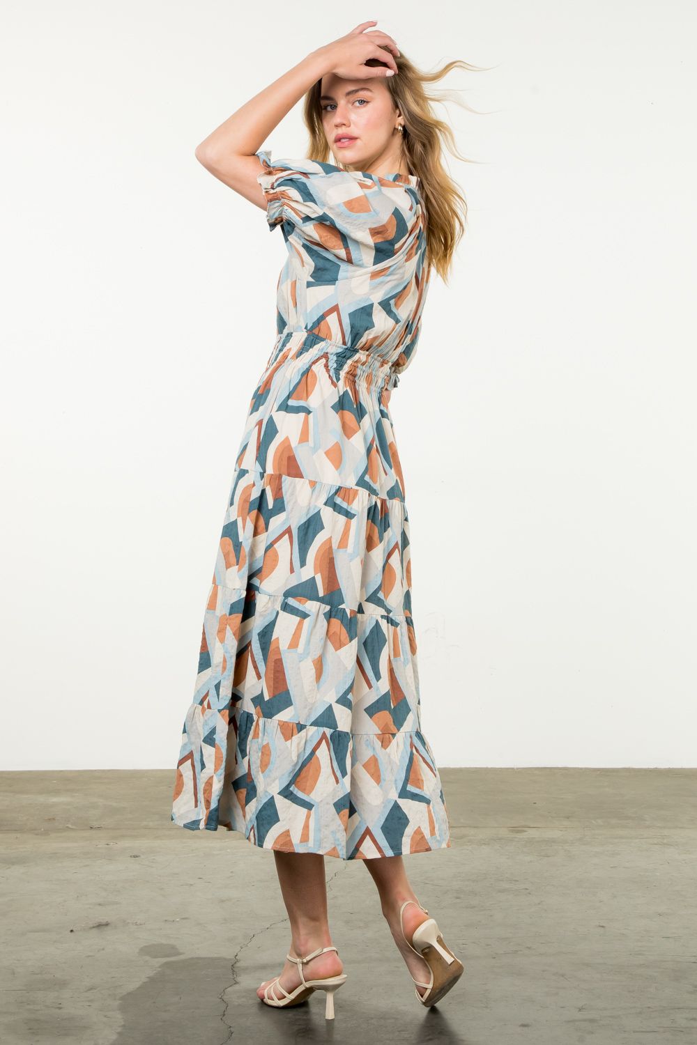 SMOCKED WAIST PRINT MAXI DRESS - BLUE