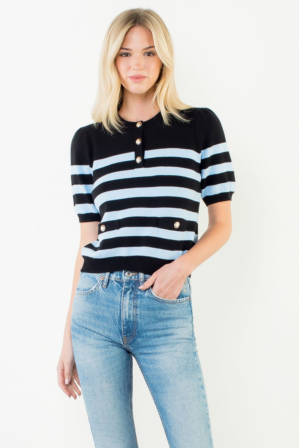 SHORT SLEEVE STRIPED KNIT TOP - BLACK
