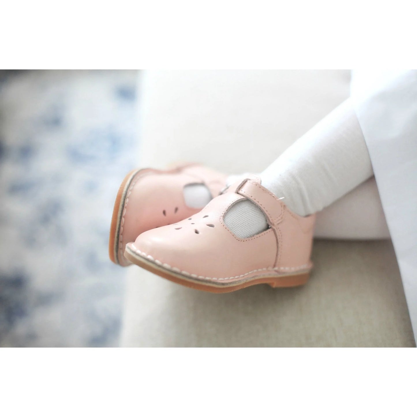 JOY CLASSIC LEATHER T-STRAP MARY JANE - PINK