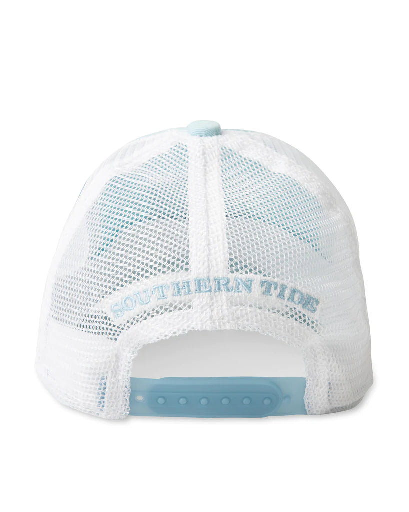 FLY PATCH TRUCKER HAT - BRISK