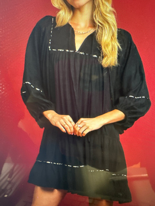 TIERED LONG SLEEVE MINI DRESS - BLACK