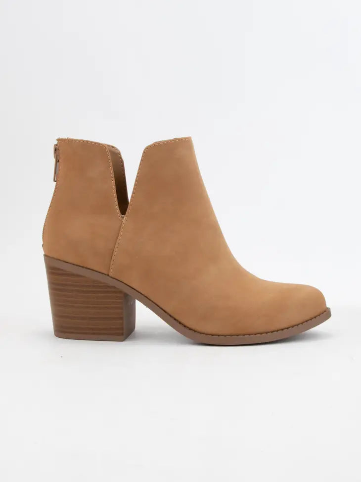 SIDE V-CUT ANKLE BOOTIES - COFFEE