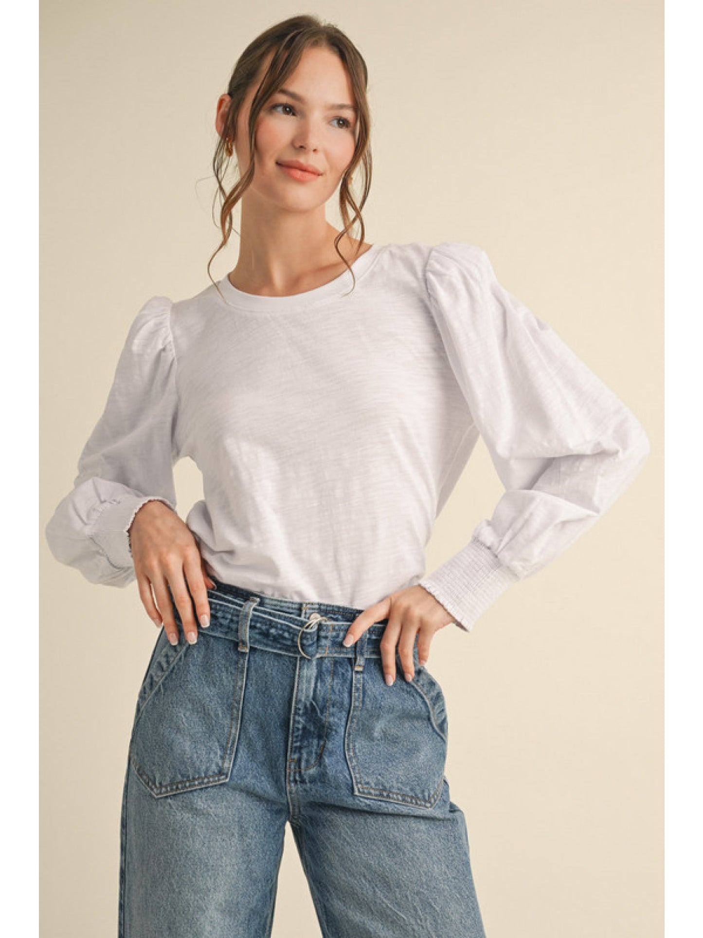 COTTON TOP W/ PUFF SLEEVES - OFF WHITE