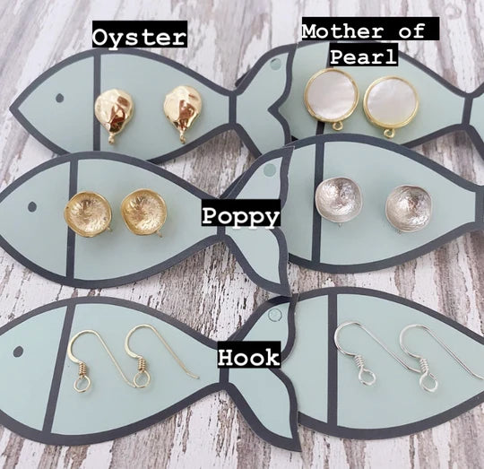 MOTHER OF PEARL MINI KEEL GOLD W/ POPPY POST