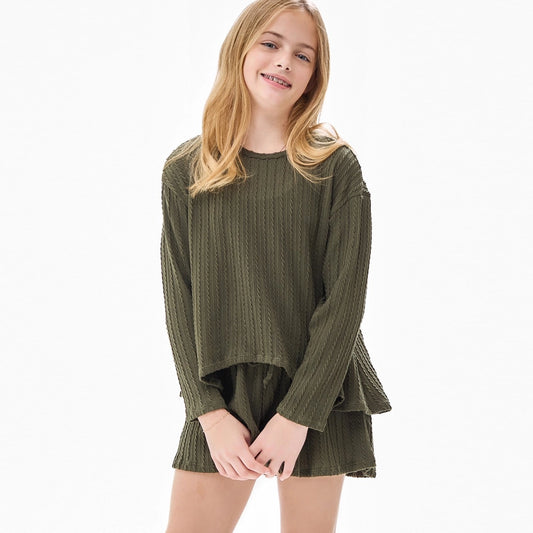 EMBOSSED KNIT TOP AND SKORT SET - OLIVE