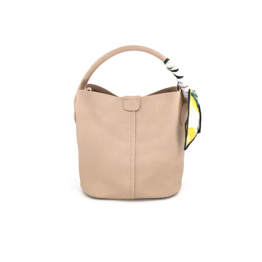 LEATHER BUCKET HAND BAG - BIEGE