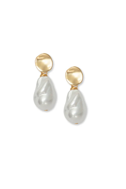 ALLI PEARL EARRINGS