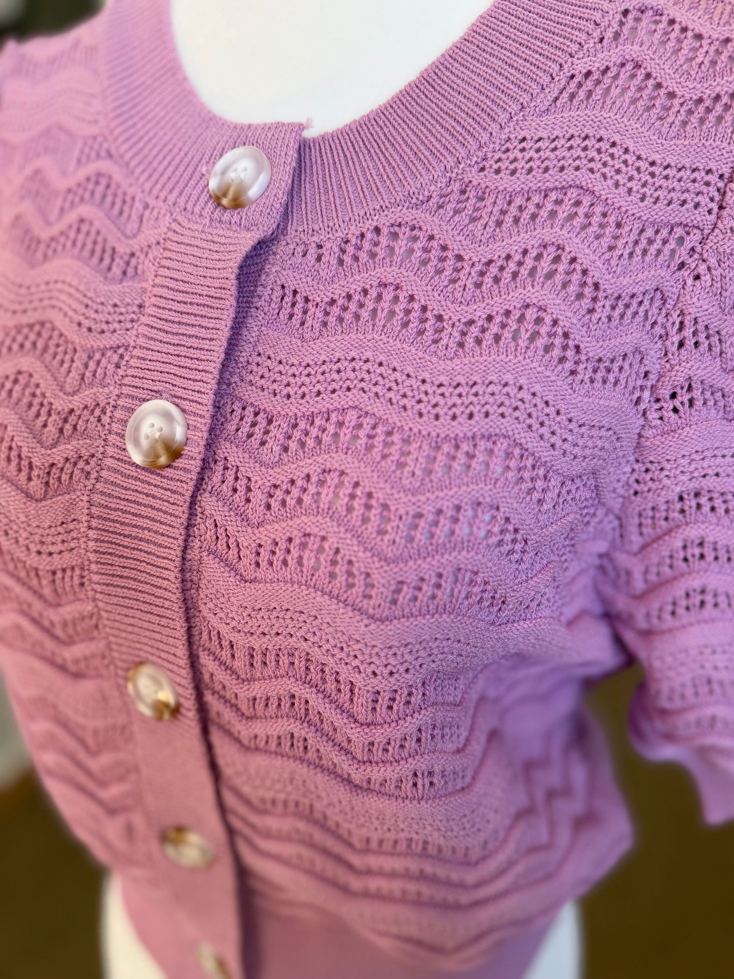 SHORT SLEEVE CARDIGAN WITH BUTTONS - LILAC PINK