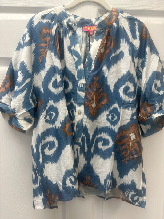 SHORT SLEEVE PRINT V-NECK TOP BLUE