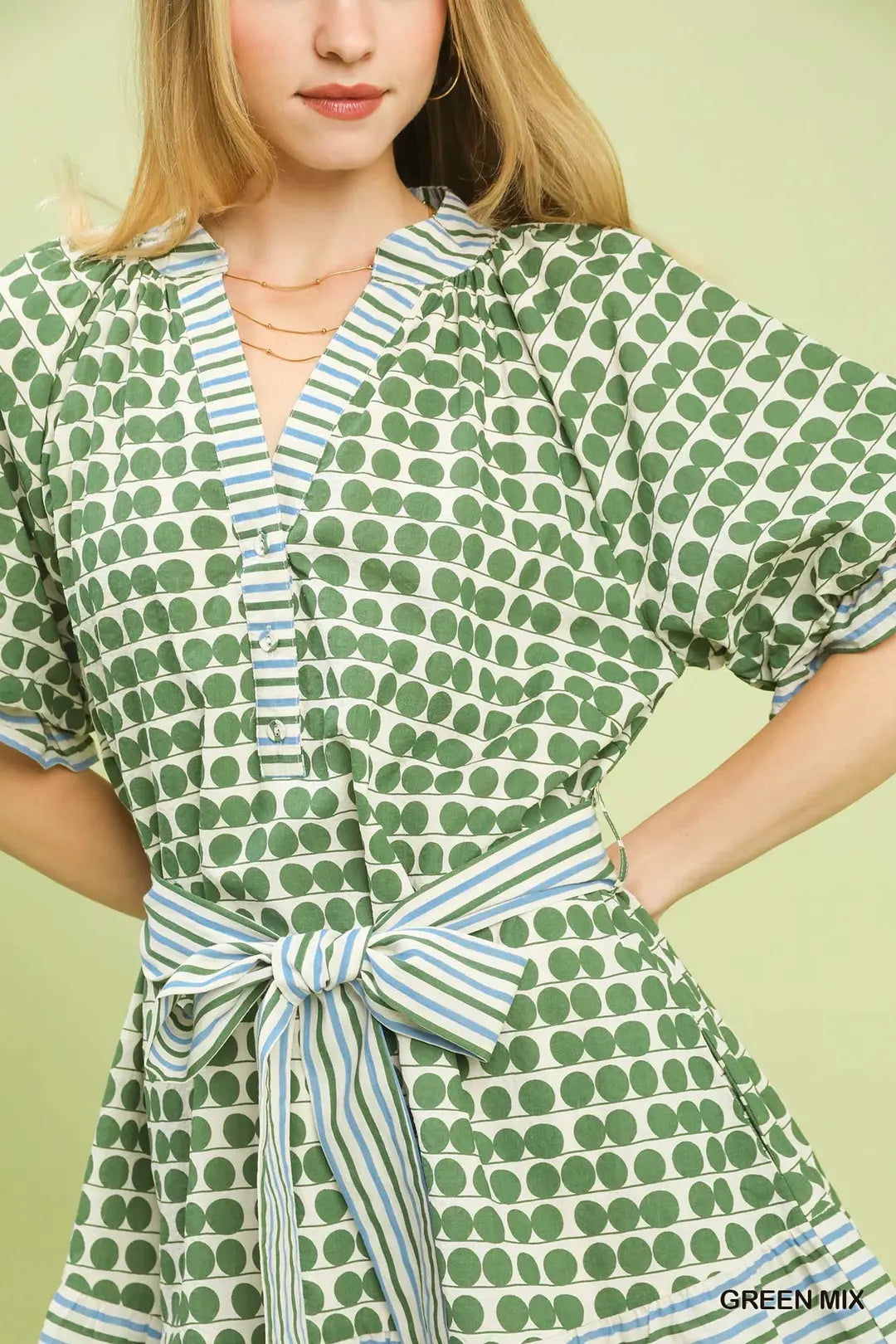 MIX PRINTED SHORT SLEEVE DRESS WITH TIE WAIST - GREEN MIX