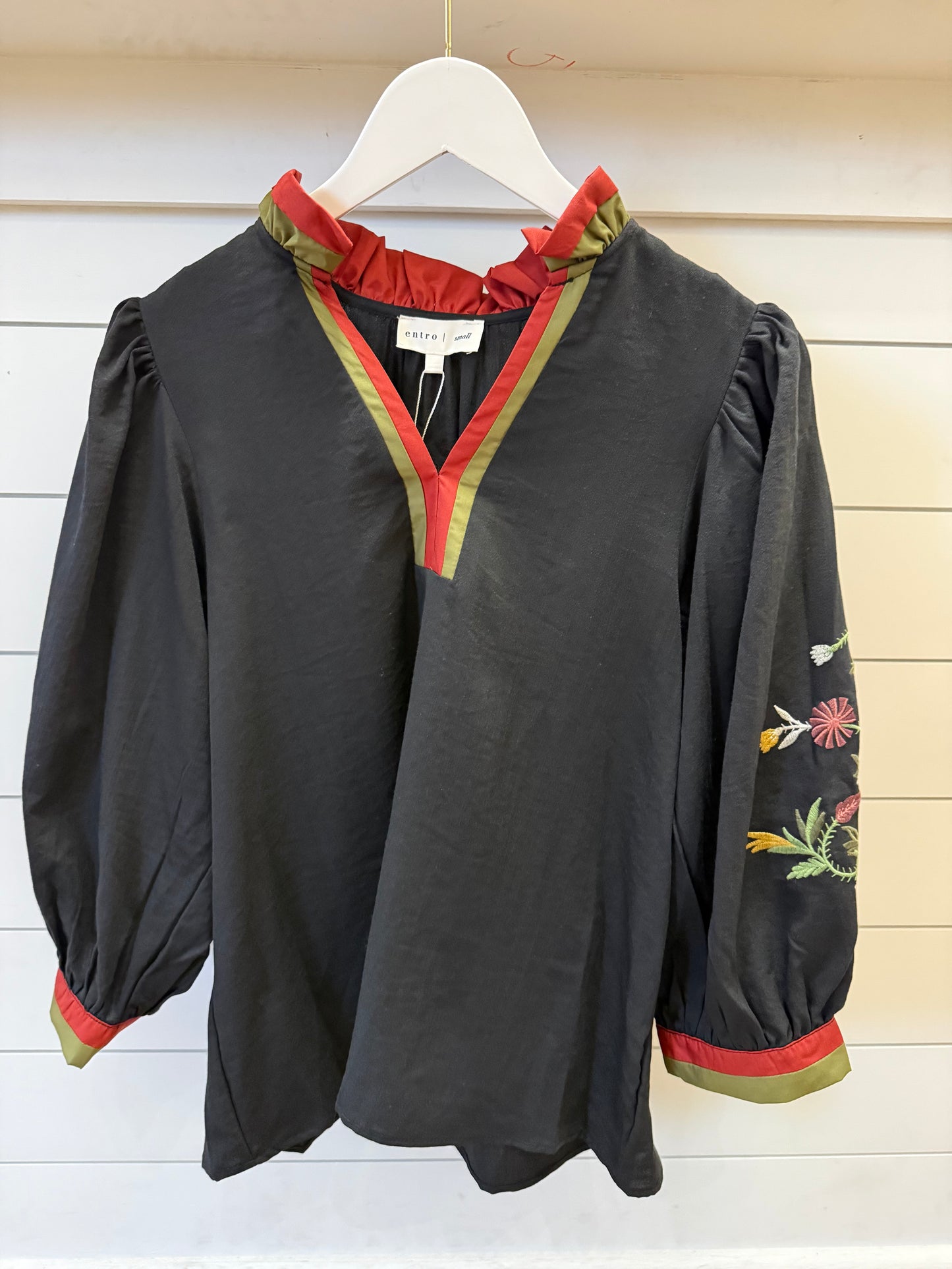 STRIPED 3/4 SLEEVE TOP  - BLACK