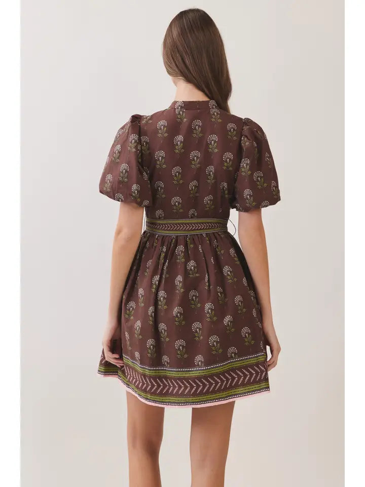 BORDER PRINT BELTED MINI DRESS - CHOCOLATE