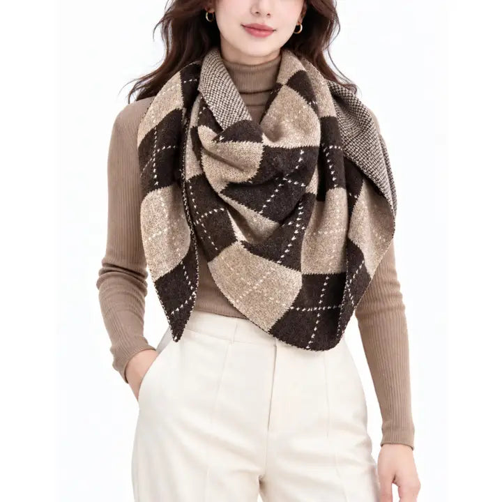 ARGYLE KNIT TRIANGLE SCARF SHAWL - COOFFE BROWN & BEIGE