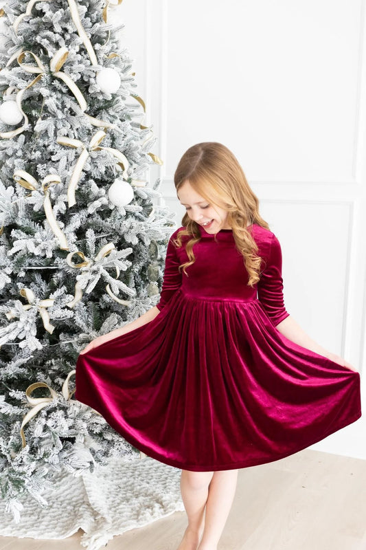 CANBERRY VELVET TWIRL DRESS