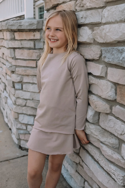 GIRLS LONG SLEEVE - SAND