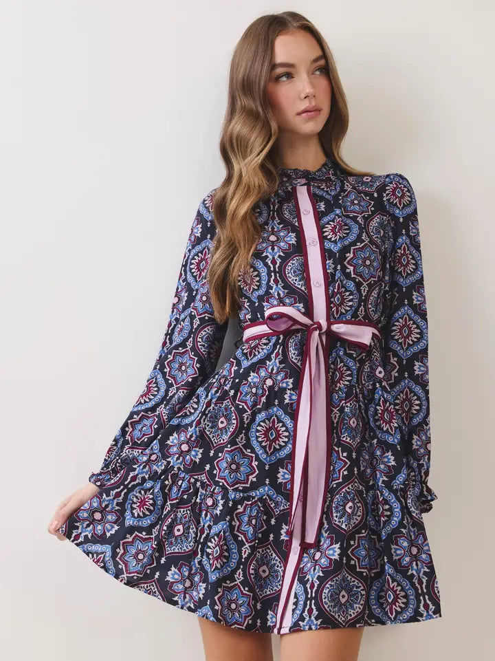 MEDALLION PRINT BELTED MINI SHIRT DRESS - NAVY