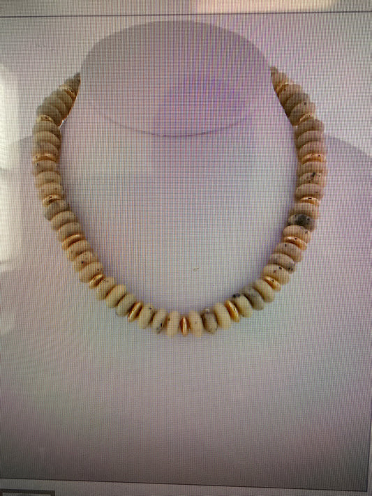 MARBLEIZED RONDELLE STONE NECKLACE - BEIGE