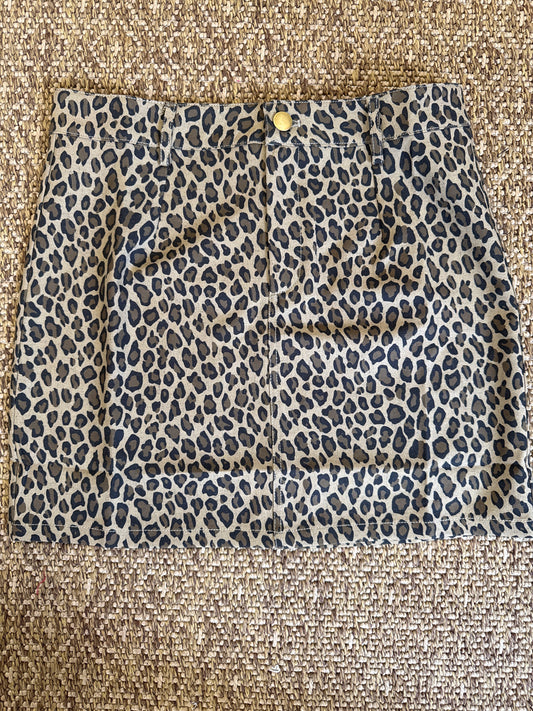 LEOPARD PRINT MINI SKIRT -KHAKI