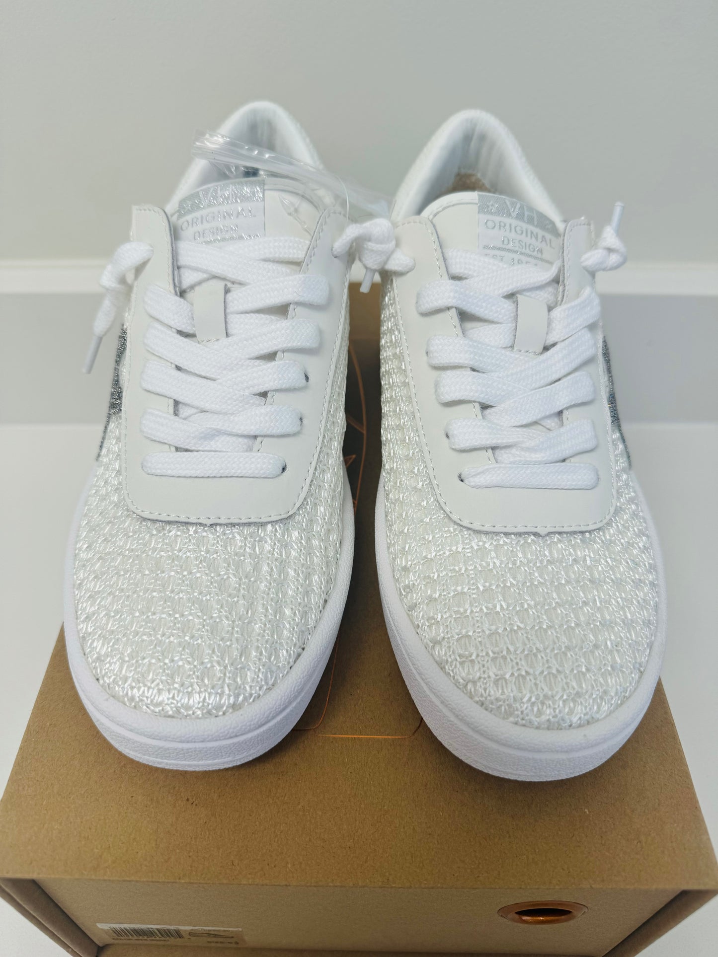 DENISSE 30 - WHITE CROCHET