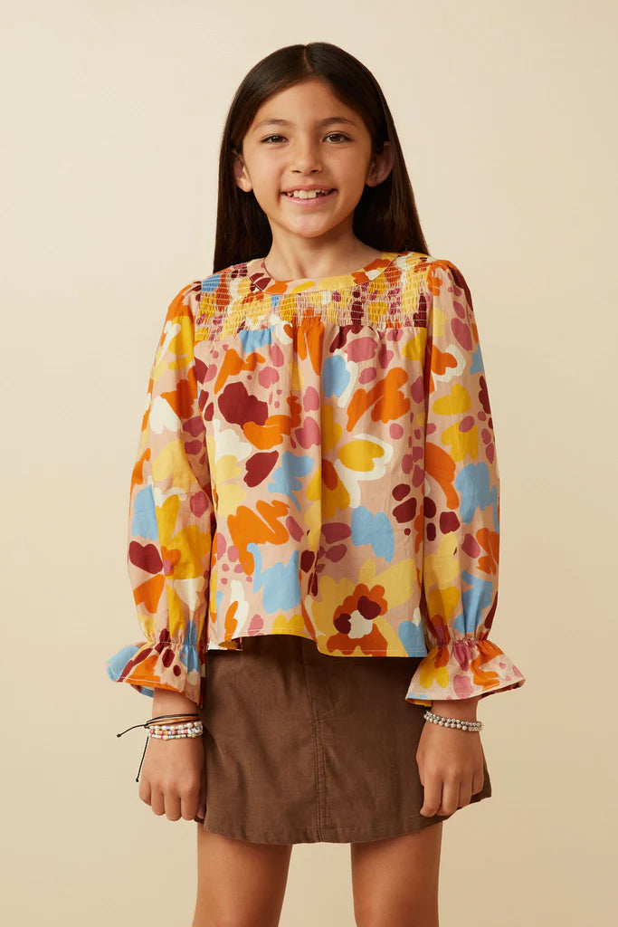 ABSTRACT FLORAL SMOCKED TOP - BROWN
