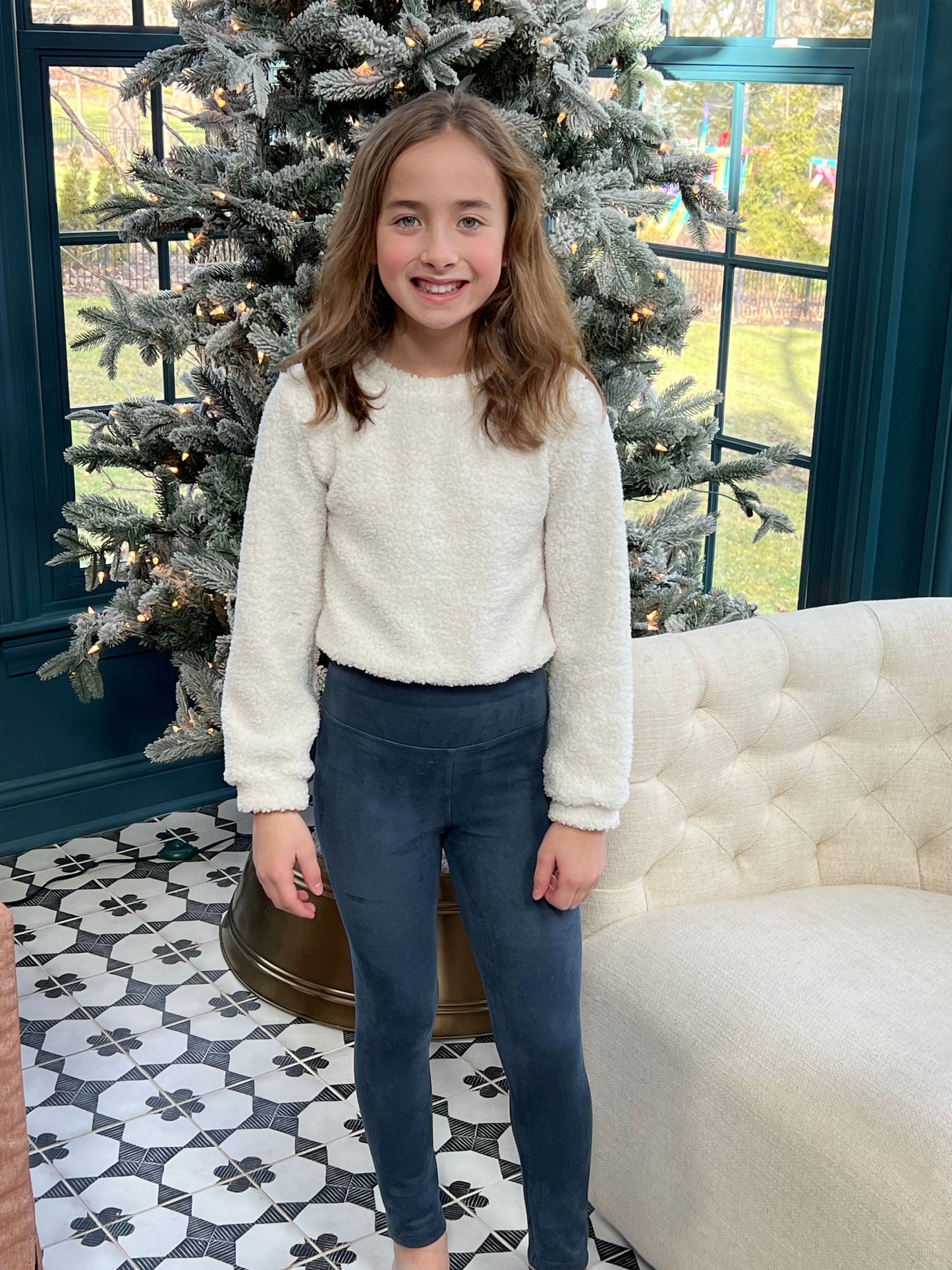 GIRLS COZY SWEATSHIRT - WHITE