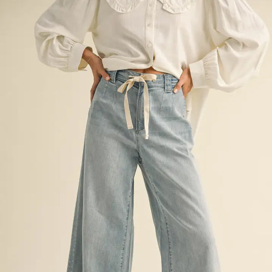 WASHED DENIM WITH TIE FRONT PANTS - DENIM