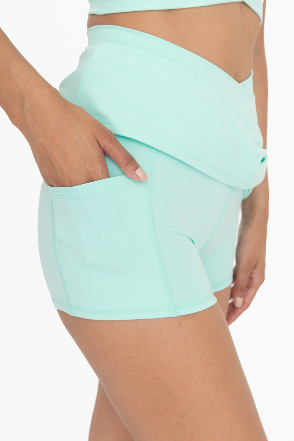 VENICE CROSSOVER WAIST ACTIVE SKORT - ICE GREEN